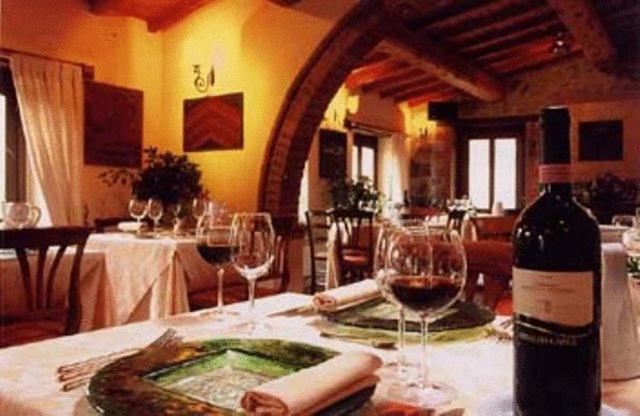 The Country House Montali 타베르넬레 외부 사진