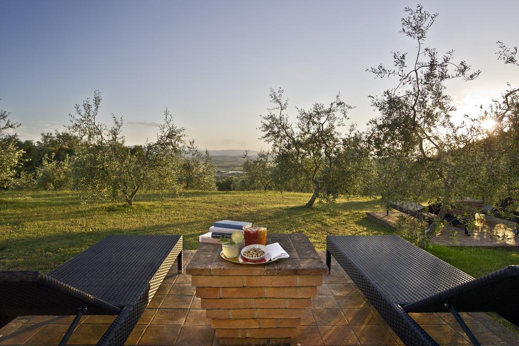 The Country House Montali 타베르넬레 외부 사진